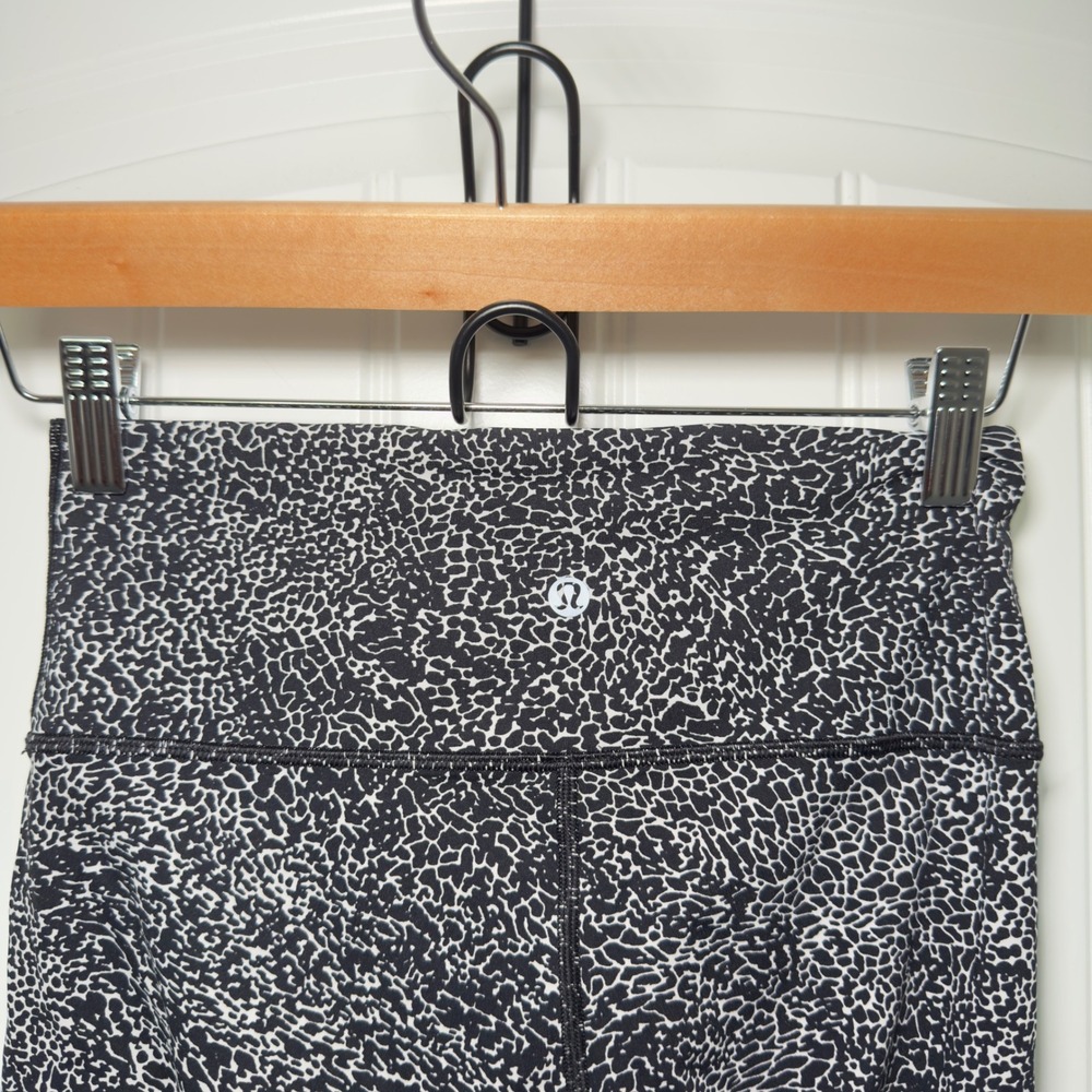 Lululemon 4 Wunder Pant High Rise Black White Polar Shift Pattern Leggings - Picture 10 of 12